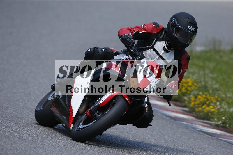 /37 08.07.2024 Plüss Moto Sport ADR/Einsteiger/555